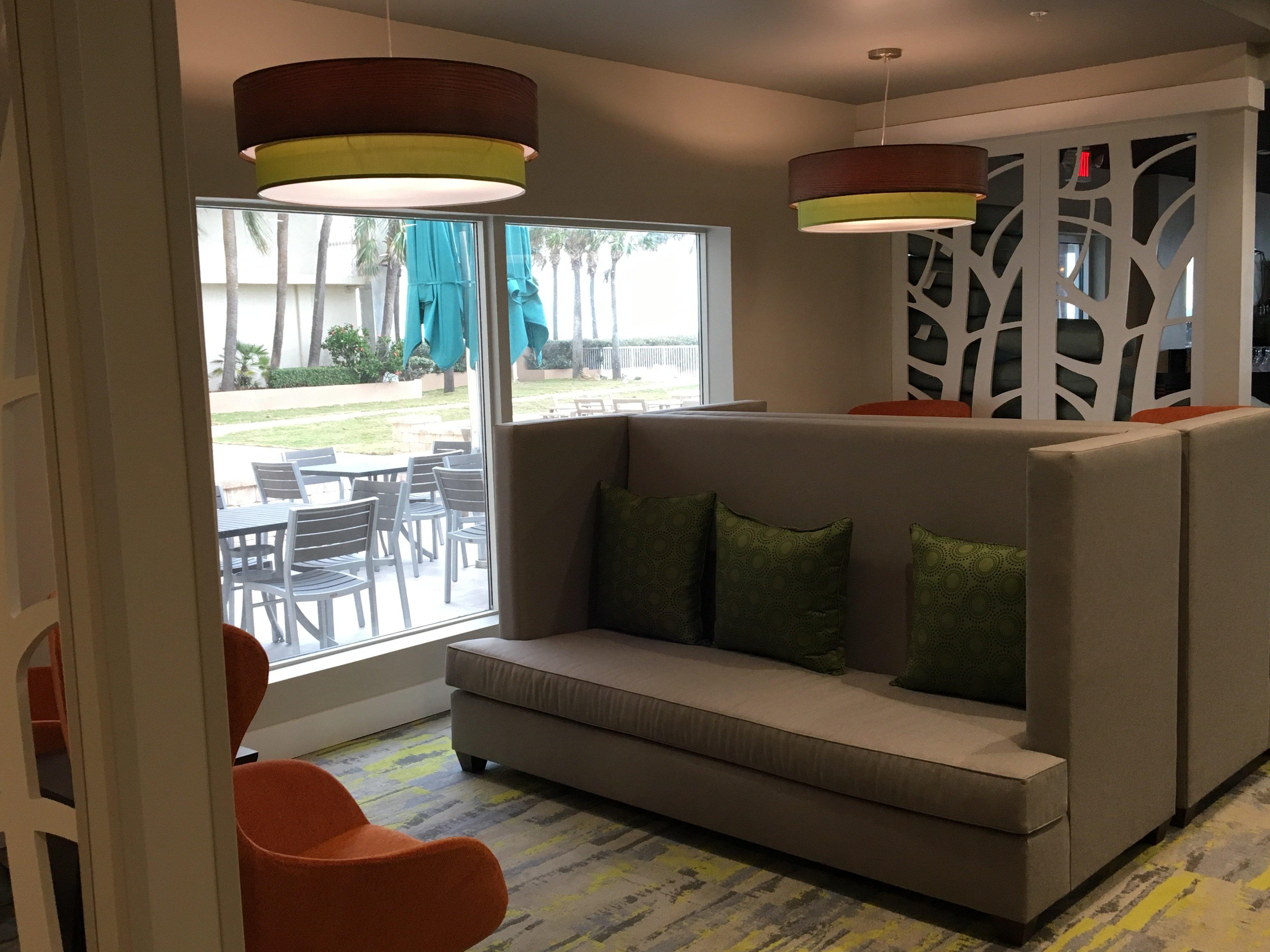 Holiday Inn Hotel & Suites Daytona Beach On The Ocean By Ihg Exterior photo
