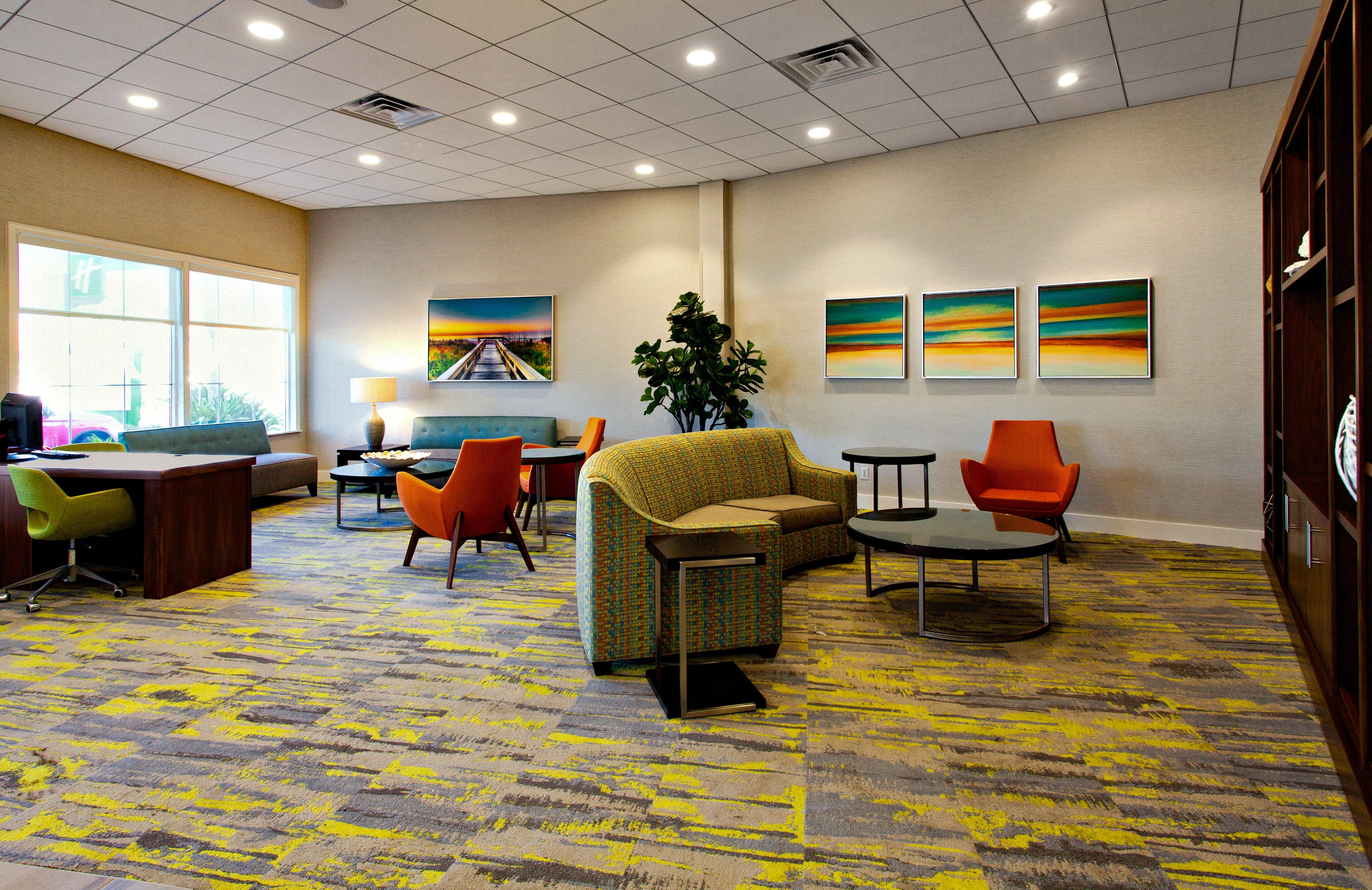 Holiday Inn Hotel & Suites Daytona Beach On The Ocean By Ihg Exterior photo