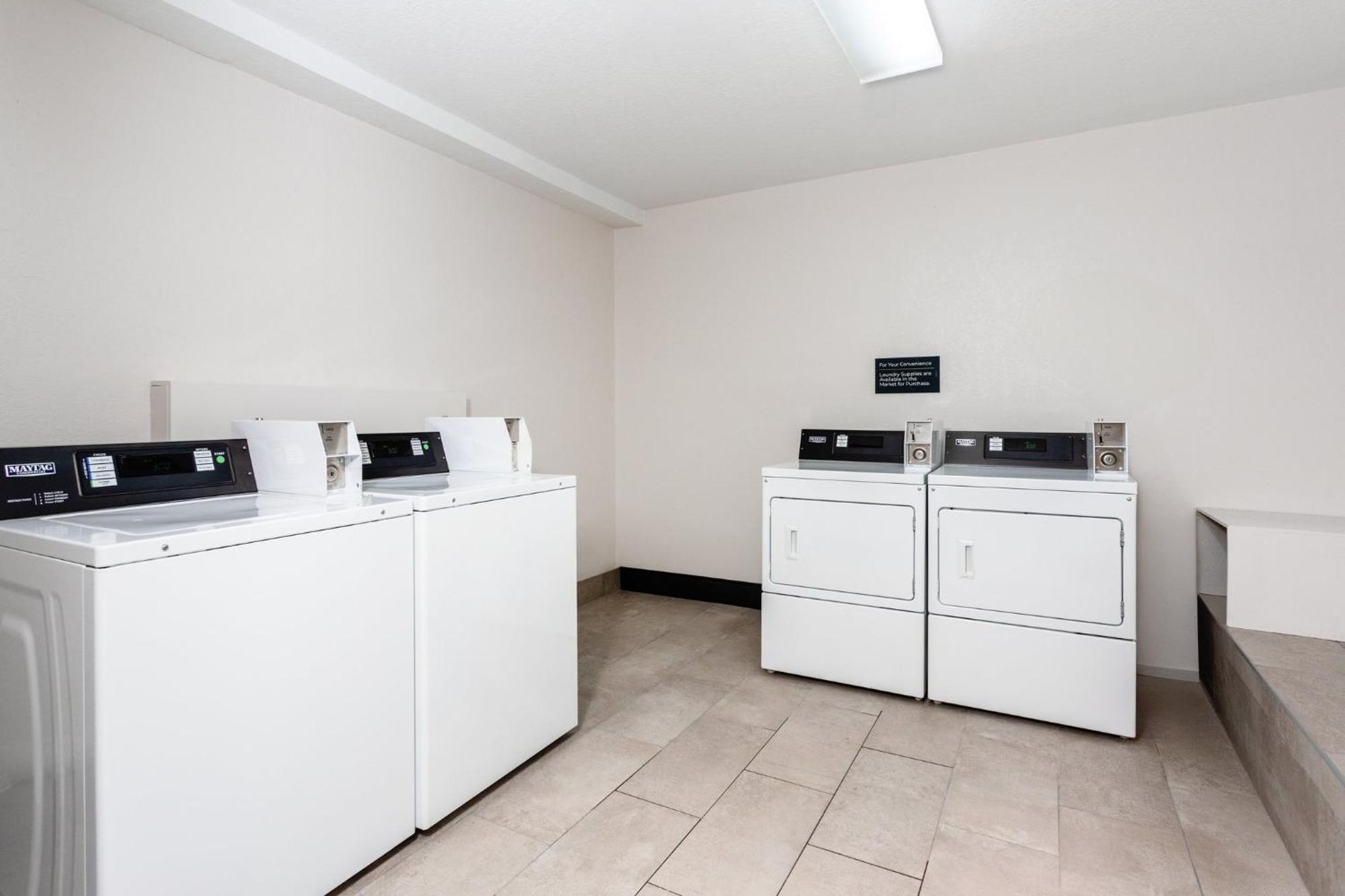 Holiday Inn Hotel & Suites Daytona Beach On The Ocean By Ihg Exterior photo